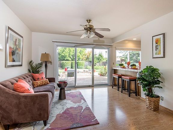 4th image of 4432 Waimea Ct