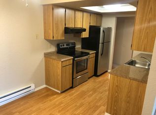 7929 236th St SW #B1, Edmonds, WA 98026