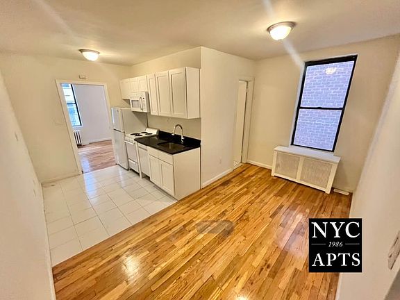 2nd image of 316 E 49th St APT 6D