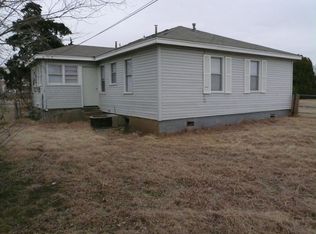 2230 NW 25th St, Lawton, OK 73505