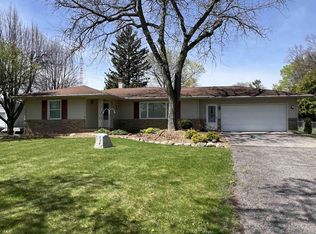 2756 Bent Oak Ave, Adrian, MI 49221