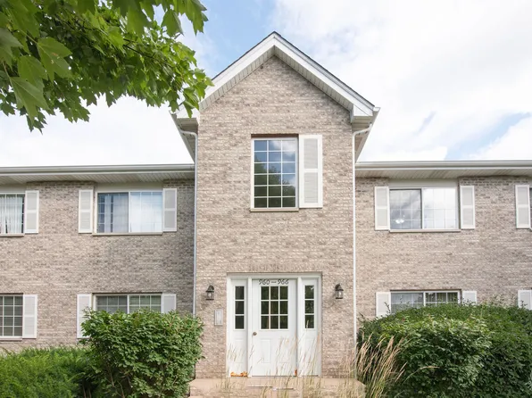 966 Constance Ln #966, Sycamore, IL 60178