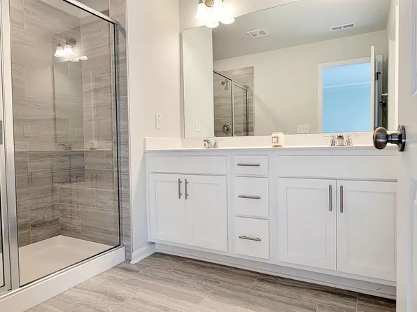 304 Hazy Hills Ln, Garner, NC 27529