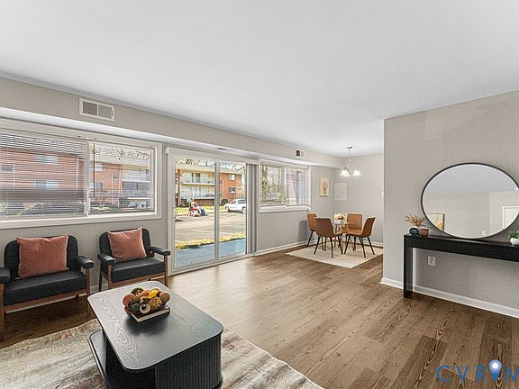 2nd image of 5610 Crenshaw Rd APT 1213