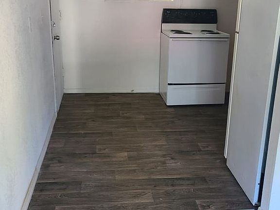 3rd image of 1710 Union St W #2