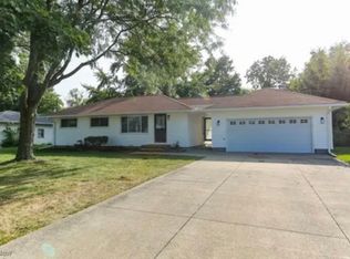 1265 Blueberry Hill Dr, Brunswick, OH