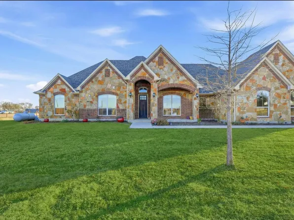 25275 Williams Dr, Justin, TX 76247