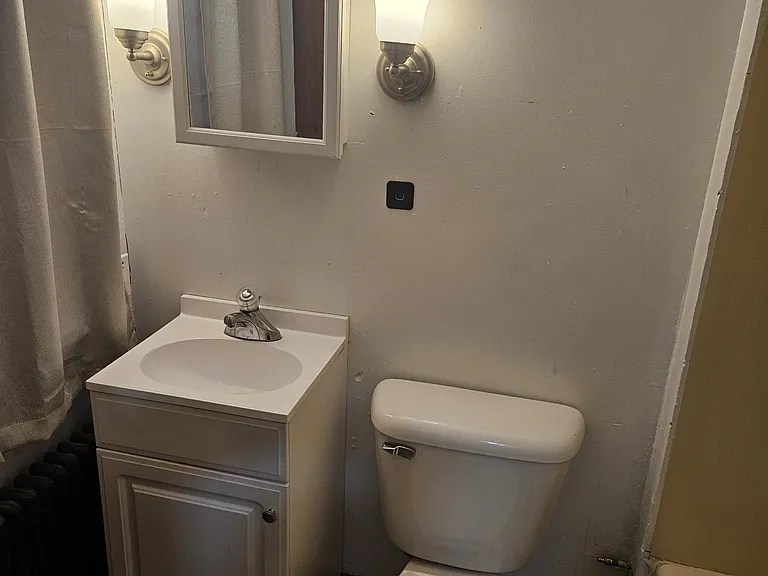 725 Ferndale Ave — Photo 5
