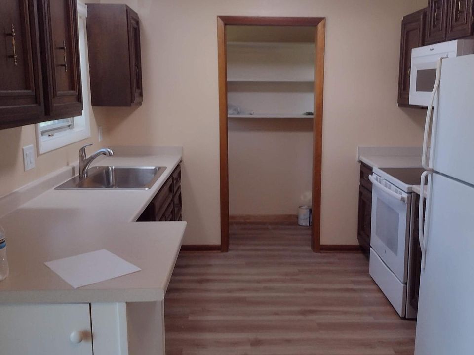Kitchen with newer appliances