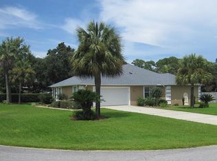 2000 Pine Ranch Dr, Navarre, FL 32566