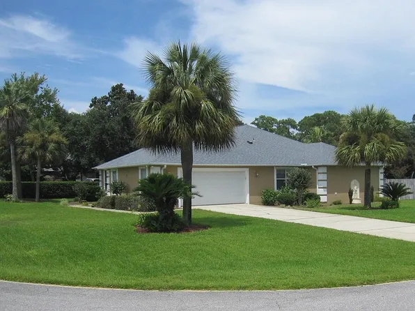 2000 Pine Ranch Dr, Navarre, FL 32566