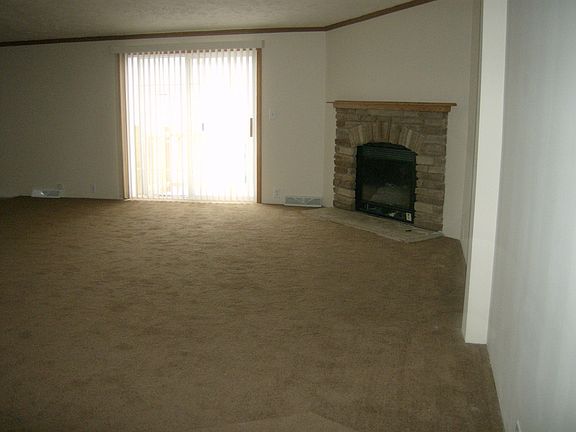4th image of 10025 Melvin Dr