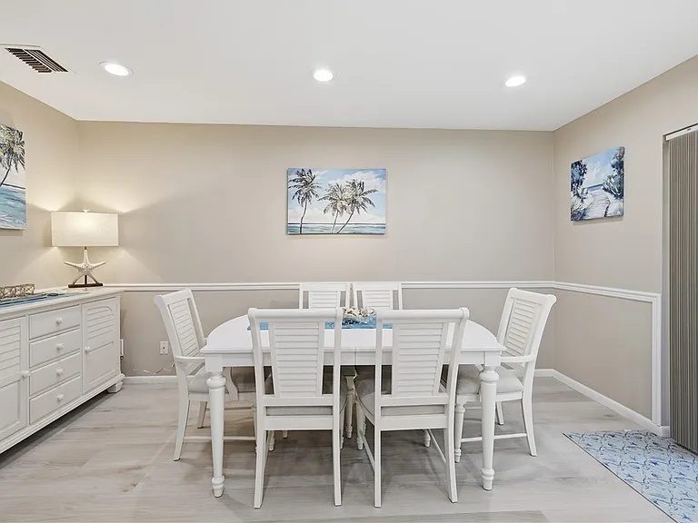 4019 Silver Palm Dr #8 — Photo 10