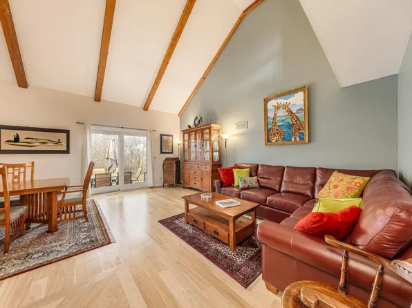 9135 North Sycamore COURT #9135, Bayside, WI 53217