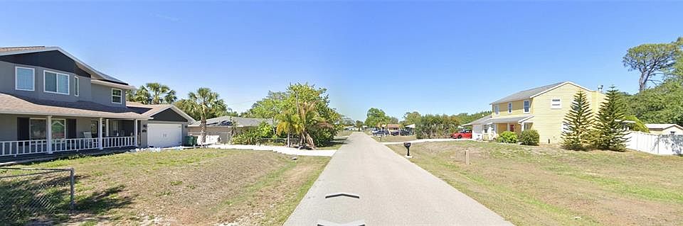 2nd image of 629 GAINES STREET LOT 9