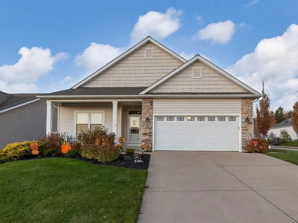 2830 Cardinal Dr, Erie, PA 16509