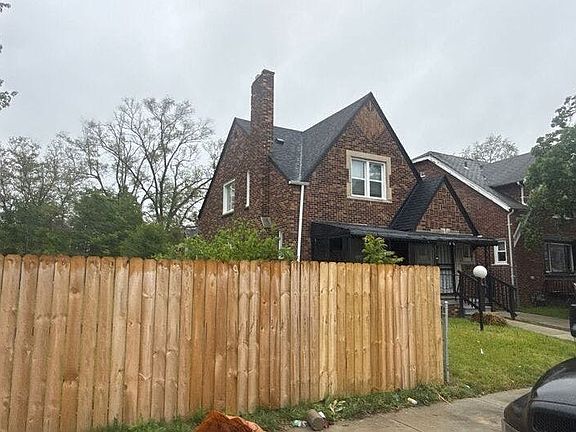 3rd image of 15778 Wisconsin St
