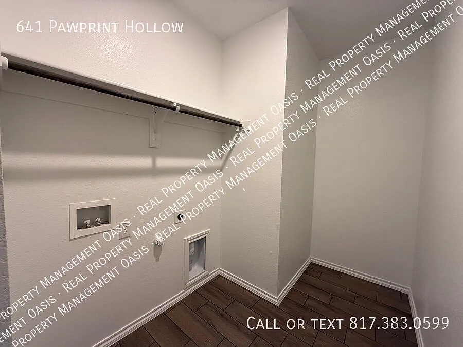 Welcome Home to 641 Pawprint Hollow, Godley, TX 76044 — Photo 4