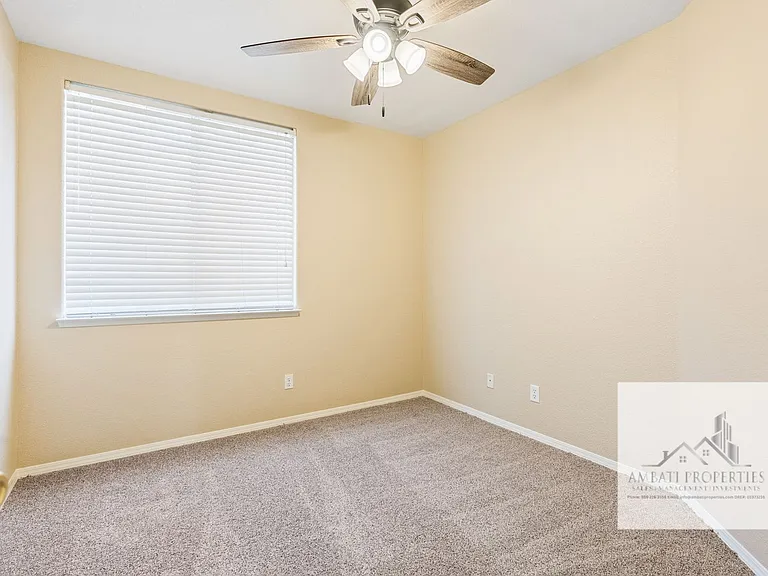 8684 N Recreation Ave — Photo 8