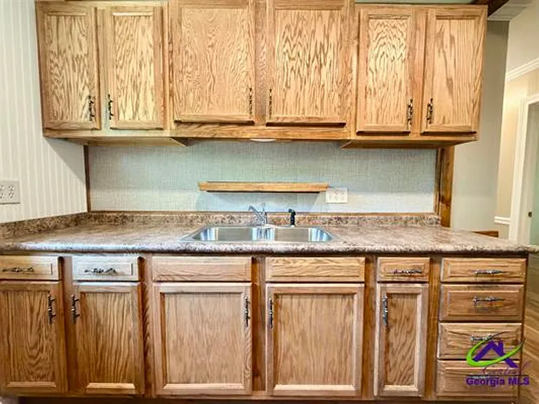 111 Marilyn Dr — Photo 11