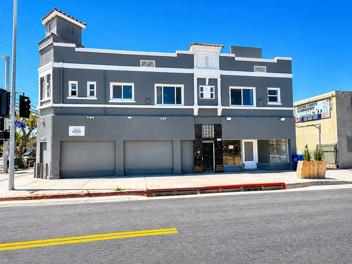 Building Photo - 3767 Midvale Ave #3
