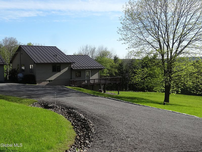 5th image of 48 E Hill Road