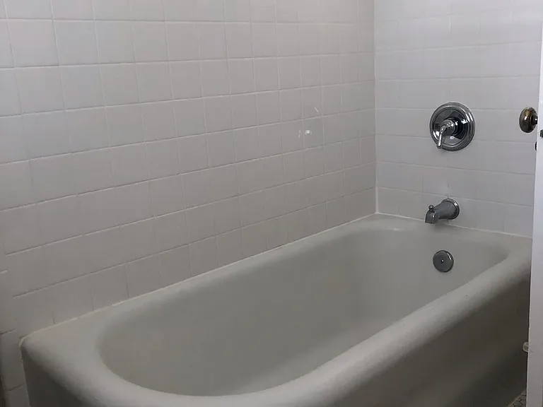 616 21st St #3 — Photo 21