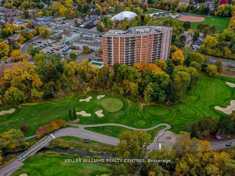 7811 Yonge St #407 — Photo 22
