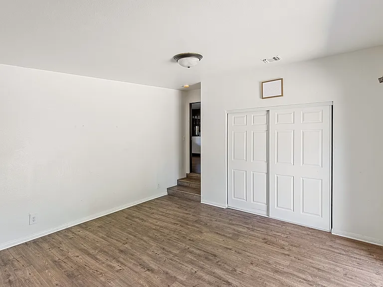 5723 Stansbury Ave #1 — Photo 11