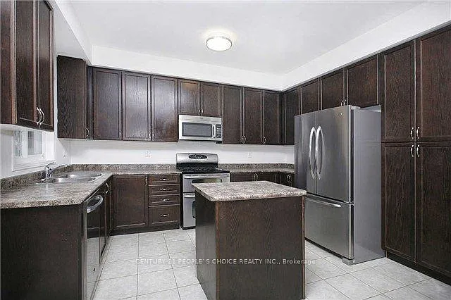 1719 Gower Dr — Photo 15