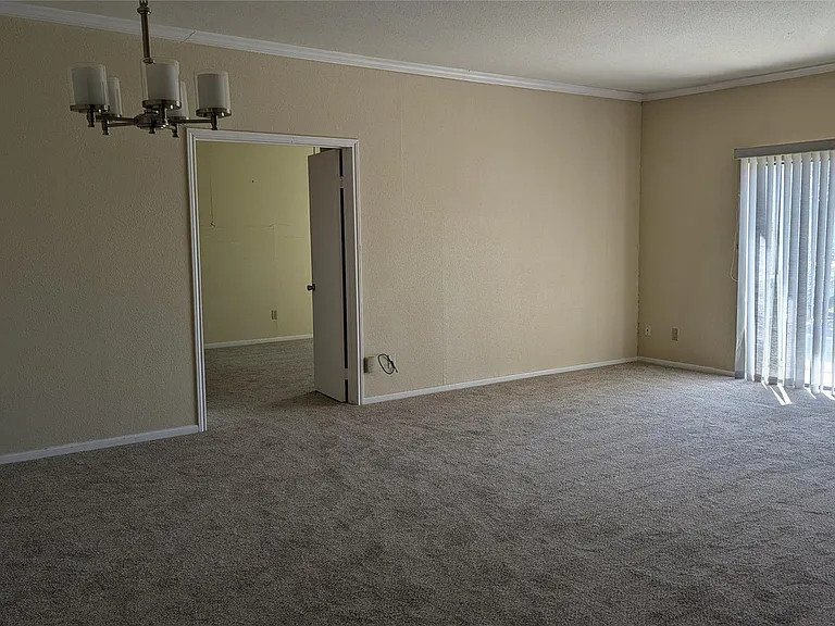 2400 N Braeswood Blvd #326 — Photo 6