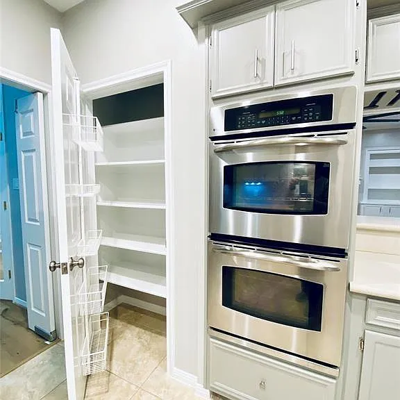39 Silent Brook Pl — Photo 22