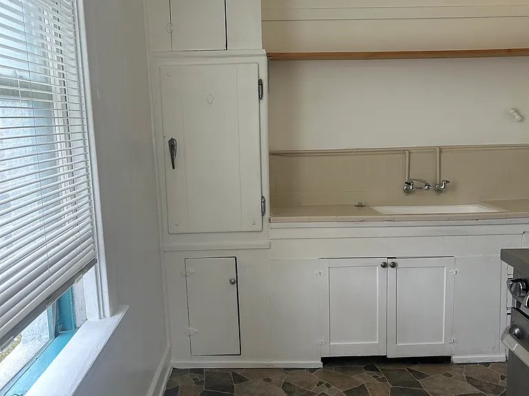 3700 S Pacific Ave #1 — Photo 14