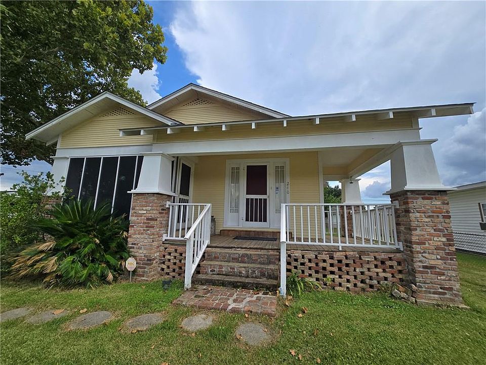 1st image of 240 Carolyn Dr