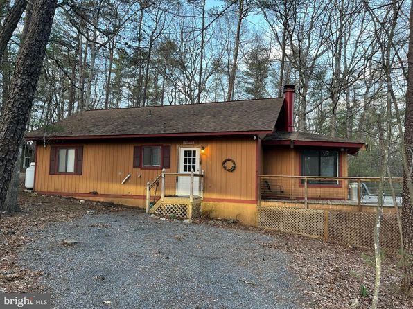 11 Picard Ct, Basye, VA 22810