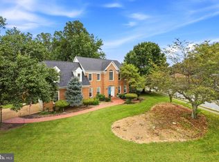 8605 Woodwren Ter, Fairfax Station, VA 22039