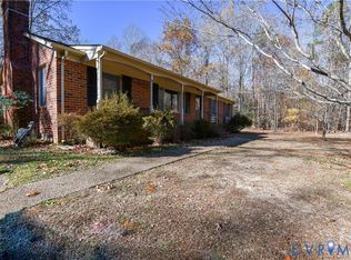 427 Pine Ln, King William, VA 23086