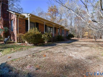 427 Pine Ln, King William, VA, 23086