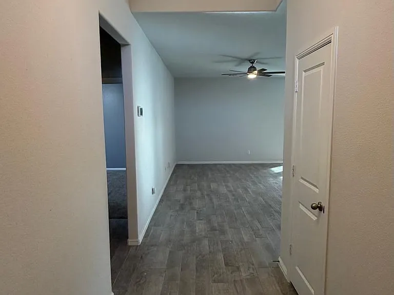 8213 Muddy Creek Dr — Photo 11