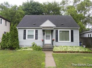 1006 Boston St SE, Grand Rapids, MI