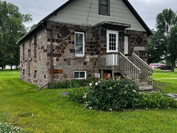 101 1st Ave, Bellingham, MN 56212