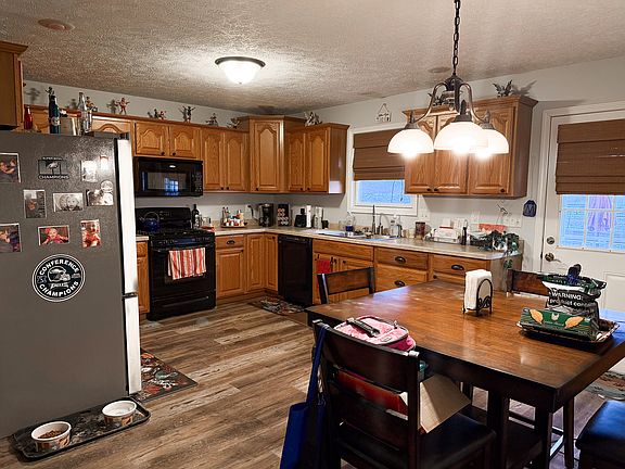 5th image of 315 Burcham Dr