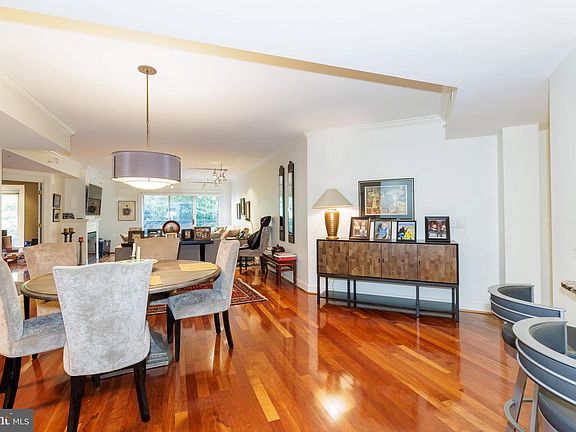 4th image of 5 Park Pl APT 109