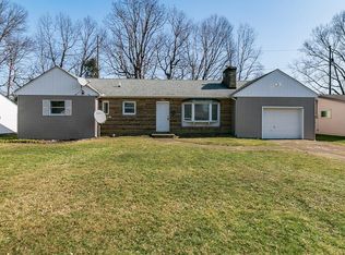 6463 S Cedarwood Rd, Mentor, OH 44060