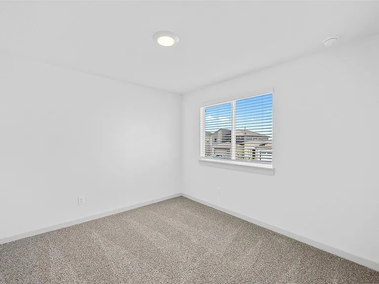 432 Wilshire Rd — Photo 23