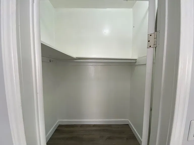 1448 Jackson St — Photo 9