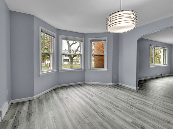 5th image of 45 Arlington Rd #1