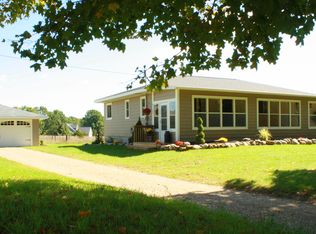 1606 N Norris Rd, Middleville, MI 49333