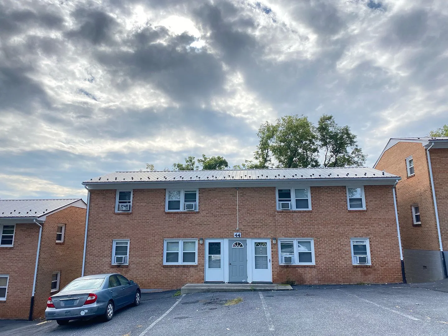 Two Bedroom Apartment for Rent — Photo 1