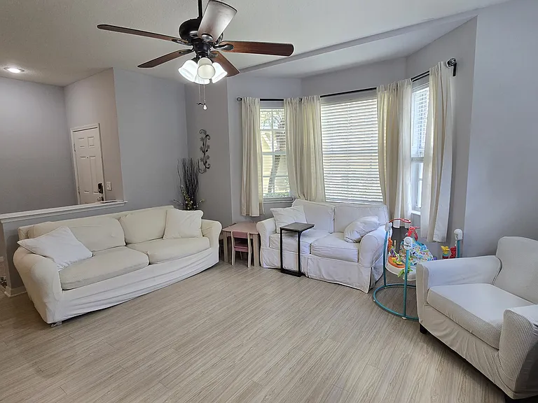 7435 Arlington Grove Cir #A — Photo 12